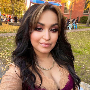 Meet your Posher, Gabriella